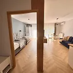 Ceglana 55, Przy Szpitalu Okulistycznym, Darmowe Miejsce W Garazu Podziemnym, Udogodnienia Dla Niepelnosprawnych Διαμέρισμα *