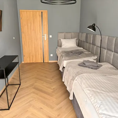 Ceglana 55, Przy Szpitalu Okulistycznym, Darmowe Miejsce W Garazu Podziemnym, Udogodnienia Dla Niepelnosprawnych *